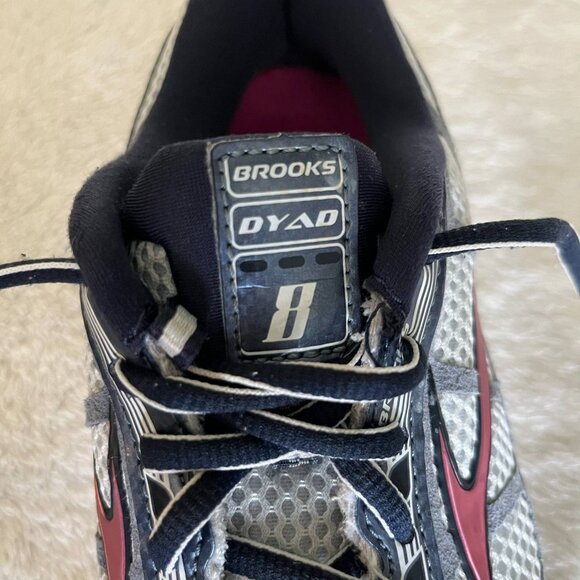 Brooks Dyad 8 Women's 7.5 Gray/Pink Running Athletic Sneakers - Picture 4 of 6